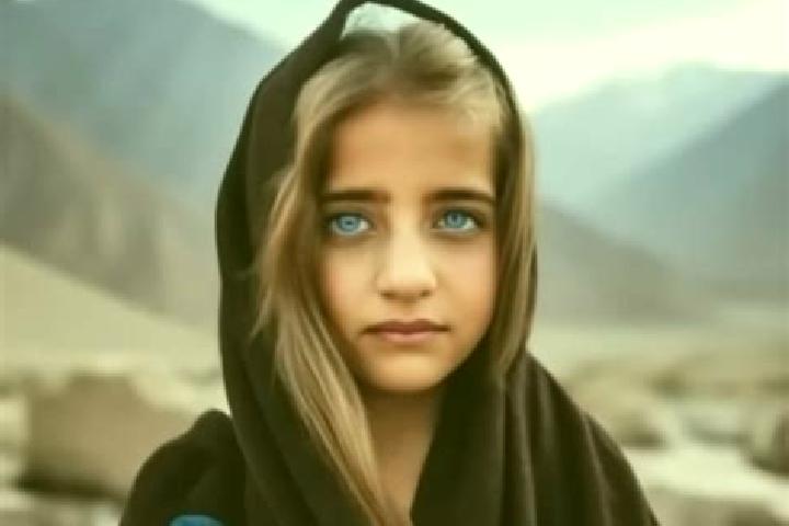 Ellie, 34, a blonde brown-eyed middle eastern companion based in Gumperda. Offering A-Level, Girlfriend Experience, BDSM, Tantra. Available for incall and ou...