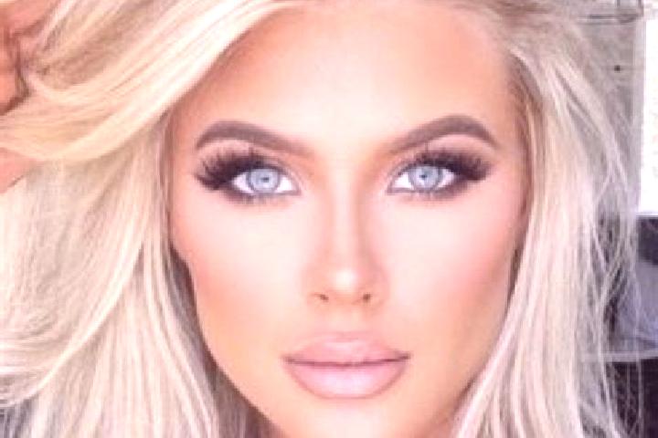 Ellie, 34, a platinum blonde dark-eyed indian companion based in Giebelstadt. Offering Fetish, Deep French Kissing. Available for incall and outcall, day and...