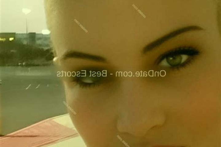 Ellie, 34 — Escort in Ciyantang, China