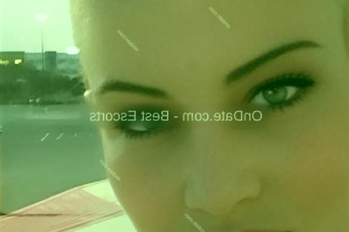 Ellie, 34 — Escort in Luojiaping, China