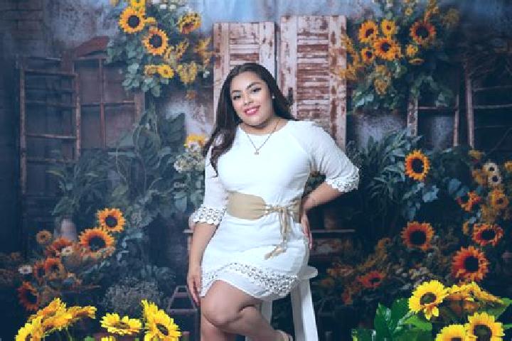 Ellie, 34 — Escort in Tlalchapa, Mexico