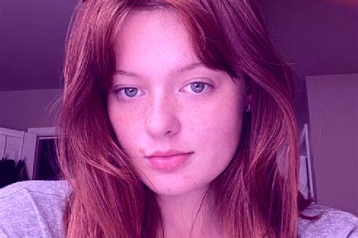 Ellie, 35, a auburn blue-eyed caucasian companion based in Lightning Ridge. Offering Domination, Fetish, Massage, Girlfriend Experience. Available for incall...