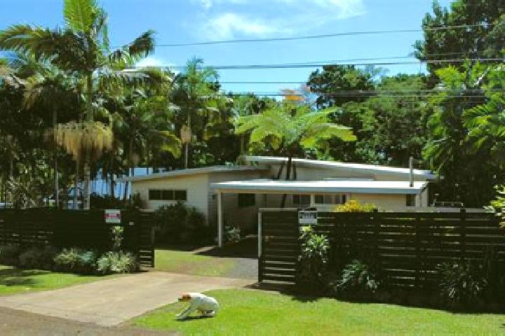Ellie, 35 — Escort in Faleula, Samoa