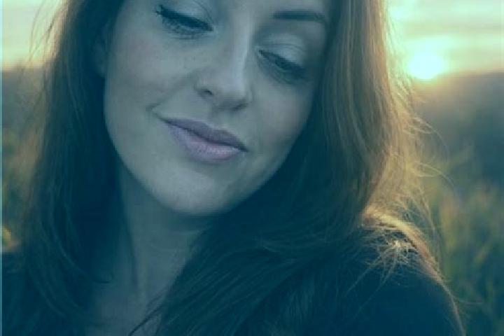 Ellie, 35 — Escort in Prestice, Czech Republic