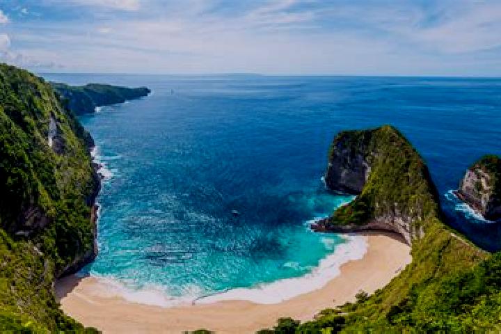 Ellie, 35 — Escort in Prigi, Indonesia