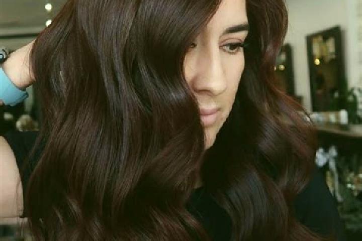 Ellie, 36, a auburn dark-eyed mixed companion based in Mama. Offering CIM, Massage, BDSM, Fetish, Overnight. Available for incall and outcall, overnight book...