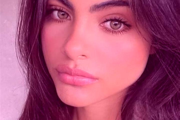 Ellie, 36, a dark blonde hazel-eyed indian companion based in Pozzuolo del Friuli. Offering OWO, Massage, Overnight. Available for incall and outcall, day an...