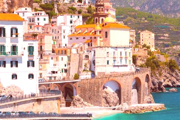 Ellie, 36 — Escort in Acquafredda, Italy