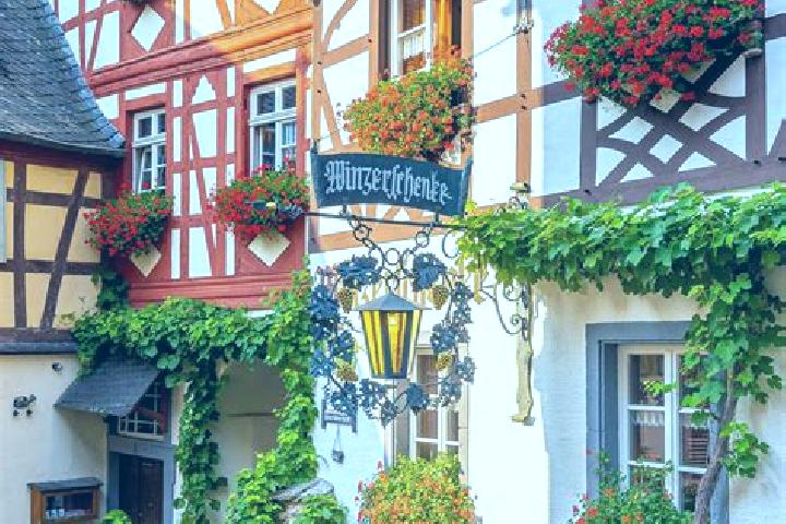 Ellie, 36 — Escort in Boseroth, Germany