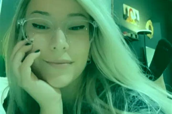 Ellie, 37, a blonde brown-eyed slavic companion based in Cassano Magnago. Offering Tantra, Duos, Party Girl. Available for incall and outcall, day and evenin...