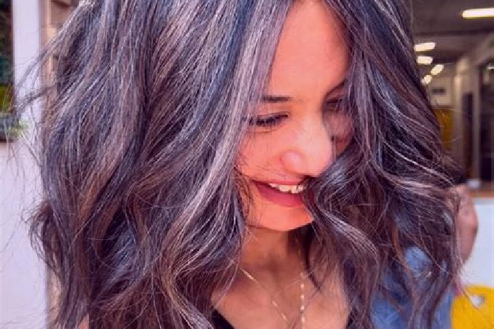 Ellie, 37, a brunette grey-eyed mixed companion based in Cimaja. Offering Fetish, Domination, Striptease. Available for incall and outcall, overnight booking...