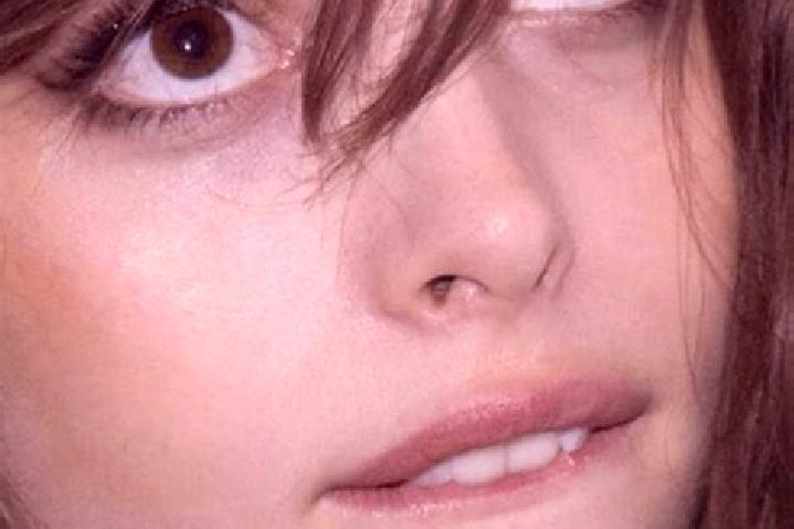 Ellie, 37, a chestnut dark-eyed caucasian companion based in Carligele. Offering Roleplay, 69, Overnight, Striptease, Tantra. Available for incall and outcal...