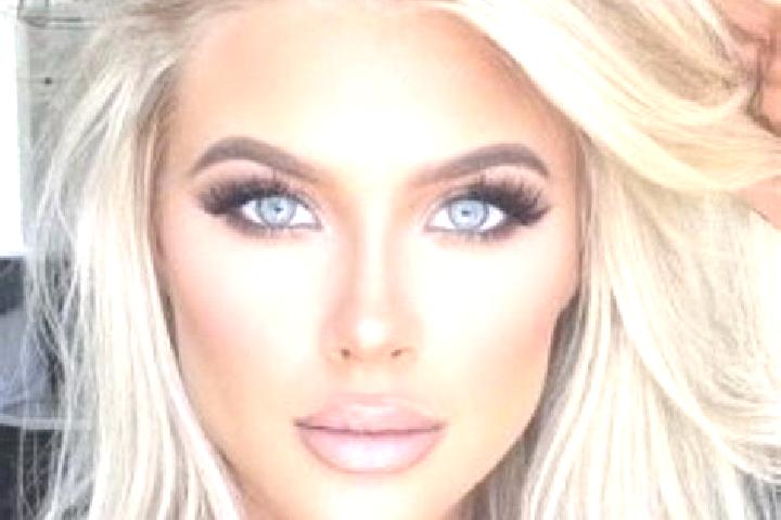 Ellie, 37, a platinum blonde grey-eyed indian companion based in Novi Golubovec. Offering Roleplay, A-Level, Erotic Massage. Available for incall and outcall...
