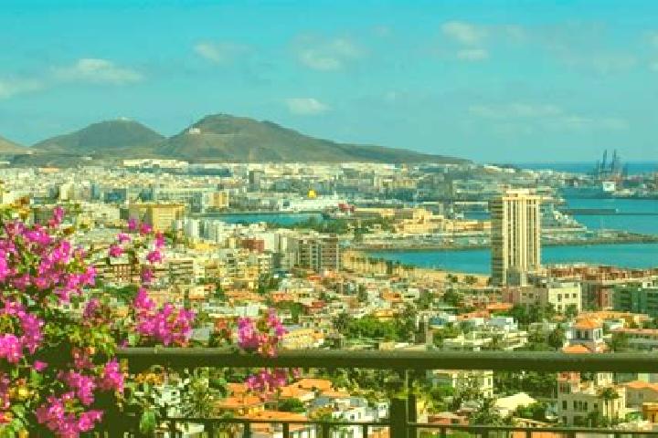 Ellie, 37, a red blue-eyed caribbean companion based in Las Palmas de Gran Canaria. Offering CIM, Travel Companion, Party Girl, Prostate Massage, Domination....