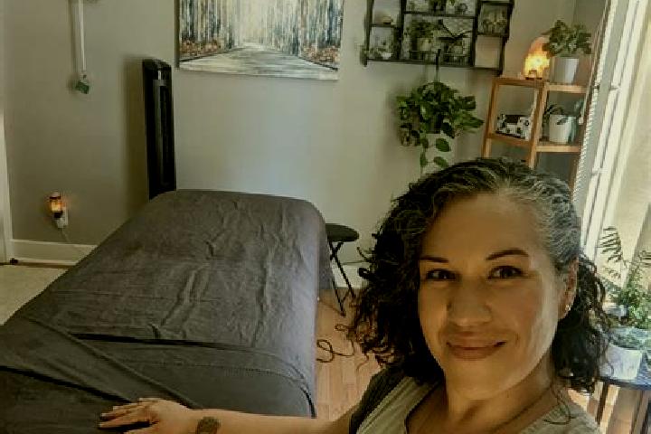 Ellie, 38, a black grey-eyed latina companion based in Hegnau / Im Zentrum. Offering Dinner Date, Couples, Massage, CIM. Available for incall and outcall, da...