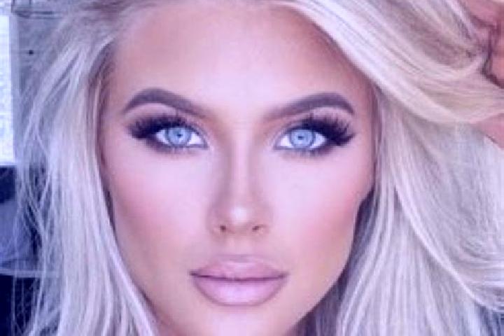 Ellie, 38, a platinum blonde brown-eyed middle eastern companion based in Kiambur. Offering BDSM, A-Level, Girlfriend Experience. Available for incall and ou...