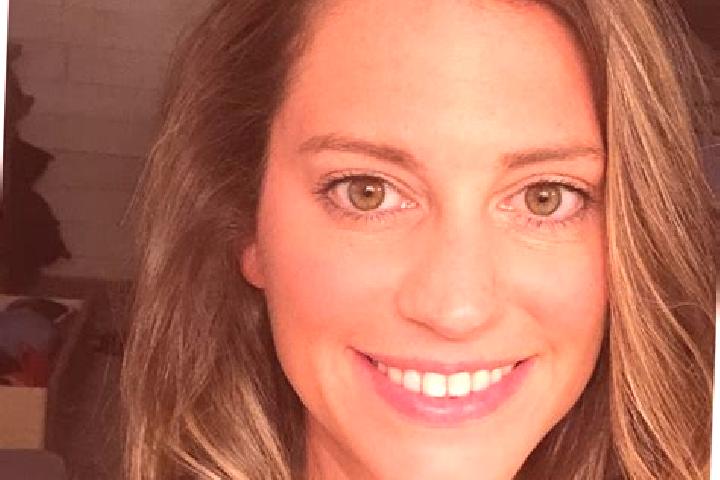Ellie, 38 — Escort in Dundas, United States