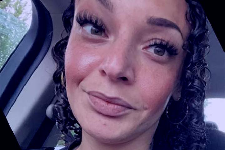 Ellie, 38 — Escort in Florissant, United States