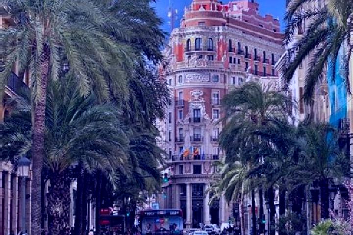 Ellie, 39 — Escort in Boltana, Spain