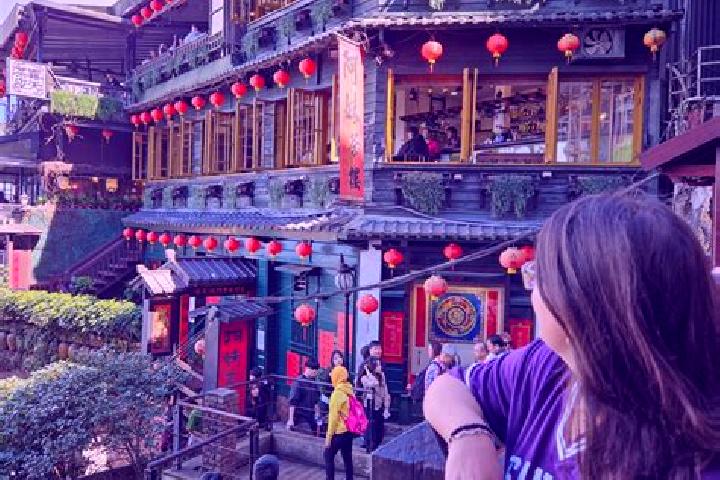 Ellie, 39 — Escort in Zhongxing New Village, Taiwan