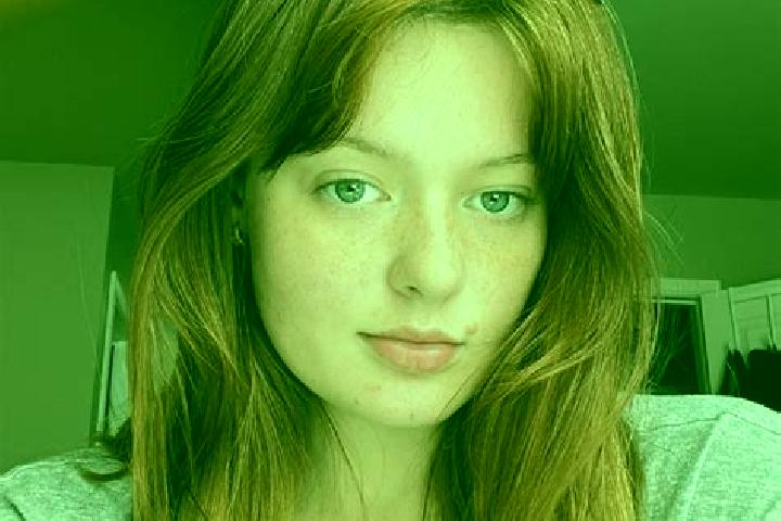Emily, 20, a red brown-eyed mixed companion based in Mire de Tibaes. Offering Erotic Massage, OWO, Overnight, Party Girl, CIM. Available for incall and outca...