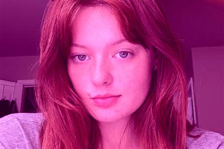 Emily, 20, a red grey-eyed middle eastern companion based in Agostitlan. Offering Overnight, 69, Couples. Available for incall and outcall, overnight booking...