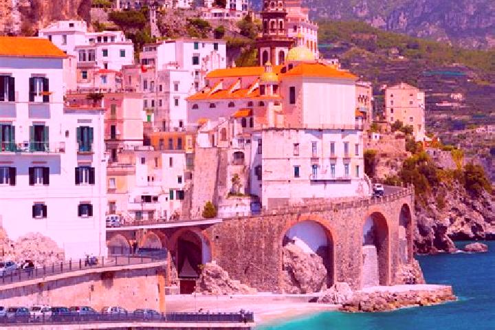 Emily, 20 — Escort in San Cipriano, Italy