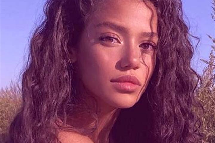 Emily, 21, a black dark-eyed latina companion based in Port Williams. Offering OWO, Travel Companion, 69, A-Level. Available for incall and outcall, day and ...