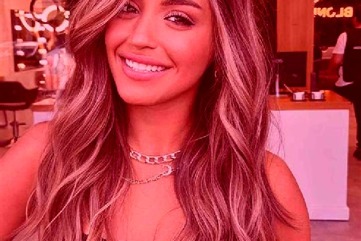 Emily, 21, a dark blonde brown-eyed middle eastern companion based in Bibavou. Offering Party Girl, OWO. Available for incall and outcall, overnight bookings...