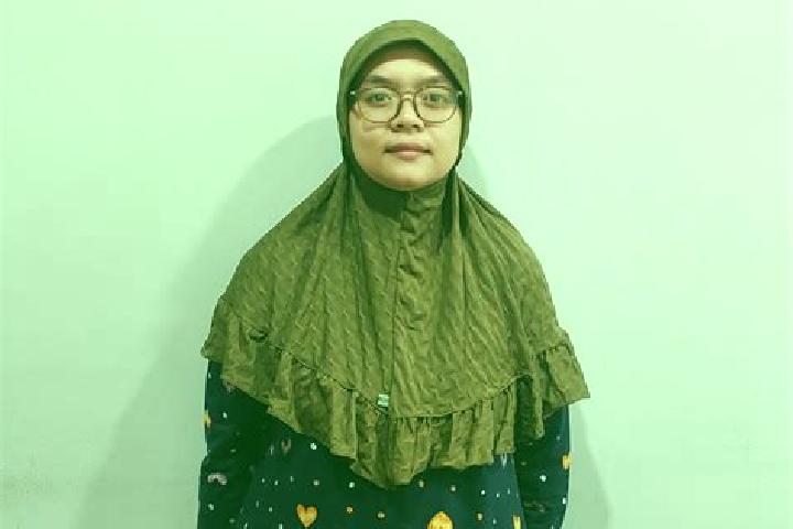 Emily, 21 — Escort in Lambangan Kulon, Indonesia