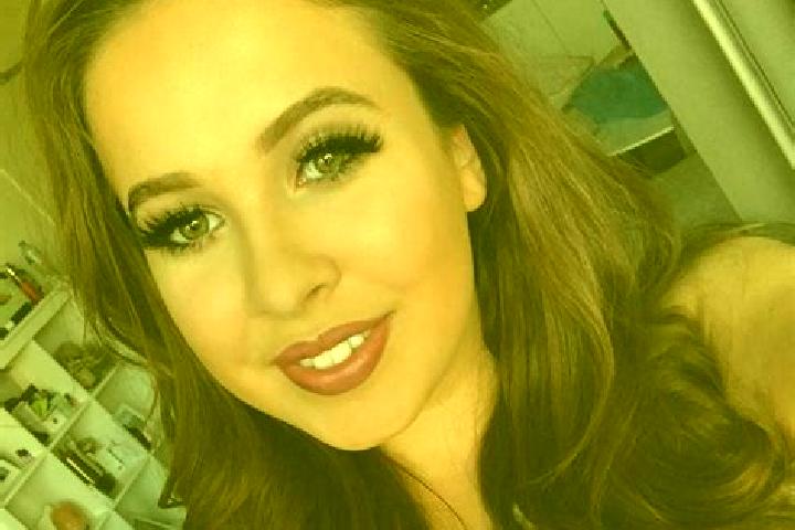 Emily, 22, a dark blonde dark-eyed caribbean companion based in Valley City. Offering Overnight, CIM, Striptease. Available for incall and outcall, day and e...