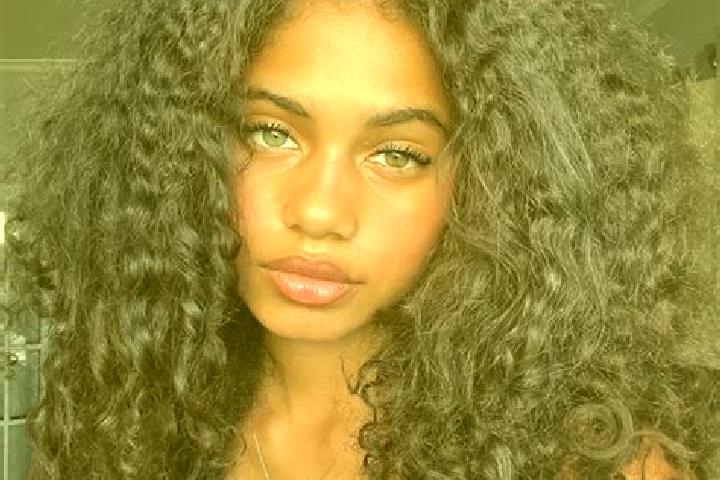 Emily, 22, a red blue-eyed ebony companion based in El Almendro. Offering Duos, Prostate Massage, Massage, Erotic Massage, BDSM. Available for incall and out...