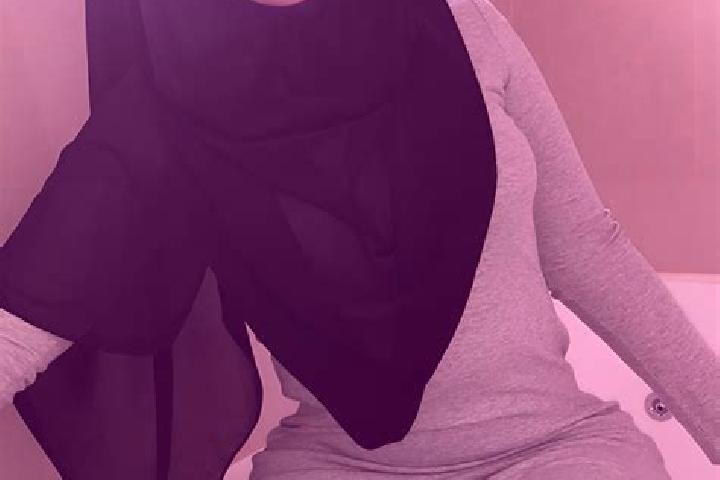 Emily, 22 — Escort in Am Altamir, Iran