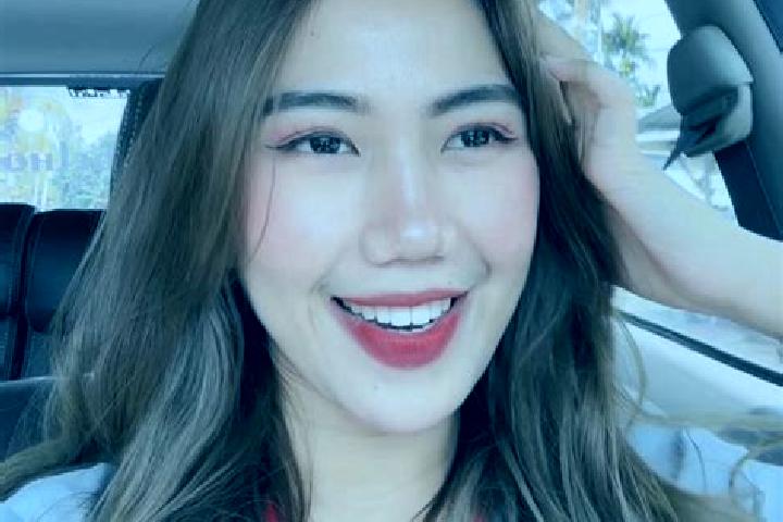 Emily, 22 — Escort in Baniona, Indonesia