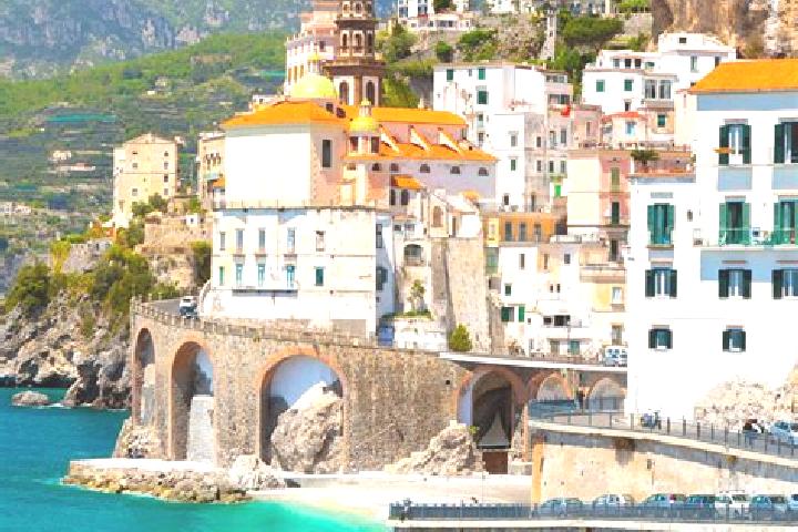 Emily, 22 — Escort in Conegliano, Italy