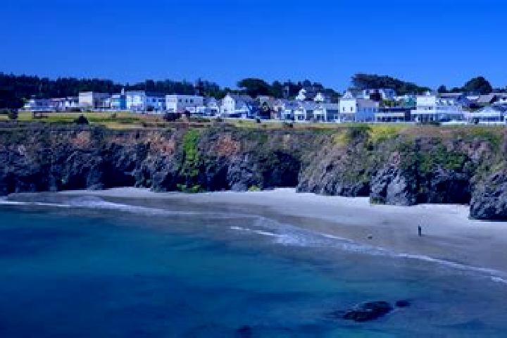 Emily, 22 — Escort in Mendocino, United States