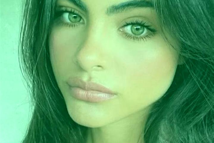 Emily, 23, a black green-eyed latina companion based in Angkor Chum. Offering Overnight, Dinner Date, GFE. Available for incall and outcall, overnight bookin...
