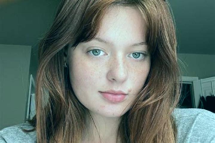 Emily, 23, a chestnut green-eyed caucasian companion based in Seesen. Offering Dinner Date, Duos, A-Level, Fetish. Available for incall and outcall, overnigh...