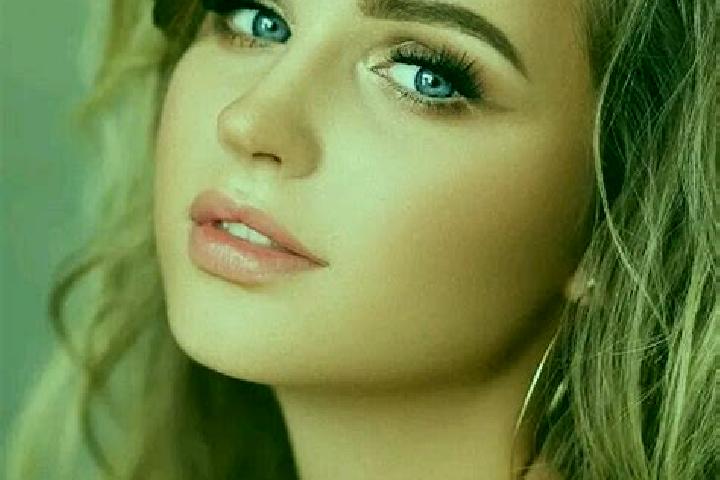 Emily, 23, a dark blonde blue-eyed asian companion based in Viels-Maisons. Offering OWO, Fetish, Erotic Massage. Available for incall and outcall, overnight ...