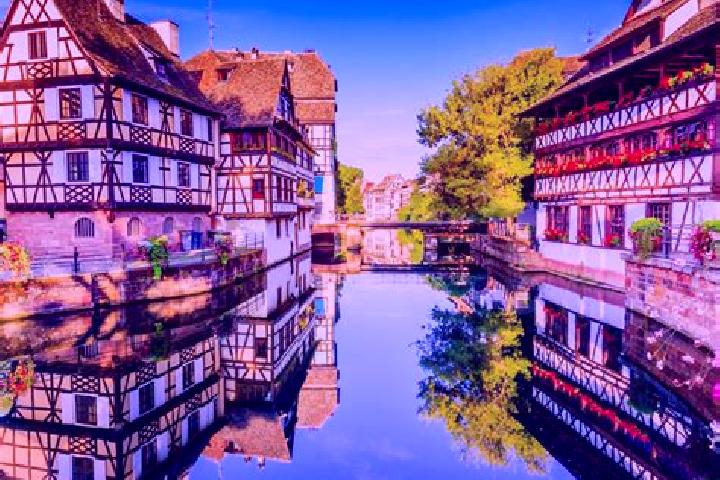 Emily, 23 — Escort in Fraize, France