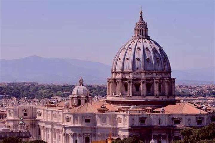 Emily, 23 — Escort in San Pietro, Italy