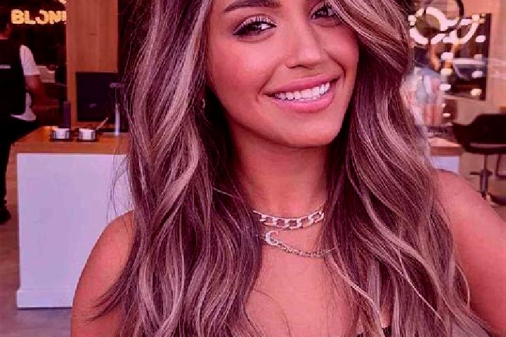 Emily, 24, a dark blonde brown-eyed middle eastern companion based in Modrica. Offering Erotic Massage, Overnight. Available for incall and outcall, day and ...