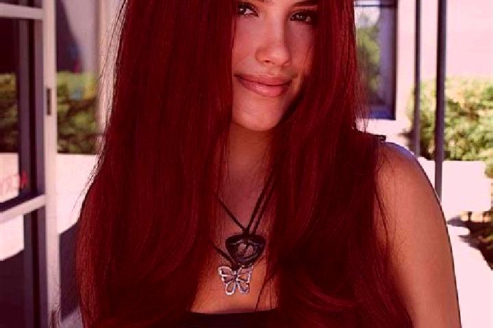 Emily, 25, a auburn dark-eyed middle eastern companion based in Texiguat. Offering Roleplay, Girlfriend Experience, Striptease, CIM. Available for incall and...