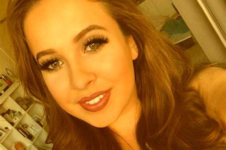 Emily, 25, a chestnut amber-eyed european companion based in Eisdorf am Harz. Offering BDSM, Fetish, Couples, Dinner Date. Available for incall and outcall, ...