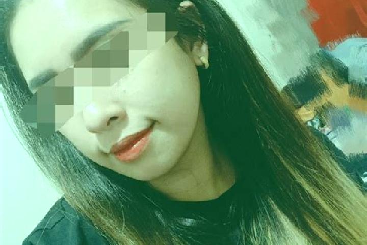 Emily, 25, a red dark-eyed asian companion based in Rawcliffe. Offering Girlfriend Experience, Tantra, 69. Available for incall and outcall, overnight bookin...