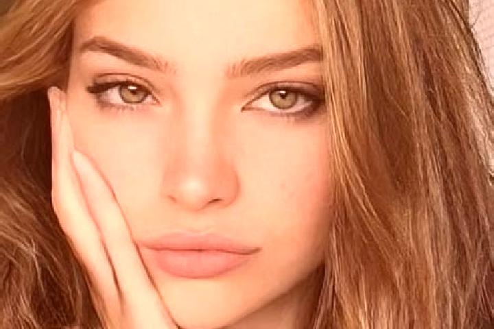 Emily, 25, a red hazel-eyed latina companion based in Shiringushi. Offering Deep French Kissing, Party Girl, 69. Available for incall and outcall, overnight ...