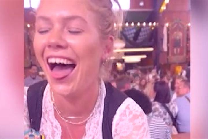 Emily, 25 — Escort in Oederquart, Germany