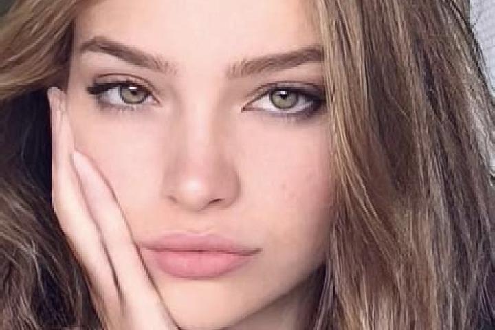 Emily, 26, a dark blonde hazel-eyed indian companion based in Nizhniy Lomov. Offering Duos, Tantra. Available for incall and outcall, overnight bookings avai...