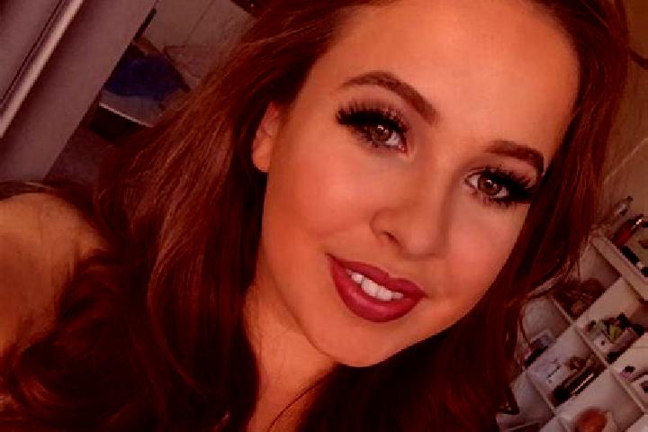 Emily, 26, a red dark-eyed european companion based in Santa Teresita de Don Diego. Offering Travel Companion, Fetish, Roleplay. Available for incall and out...