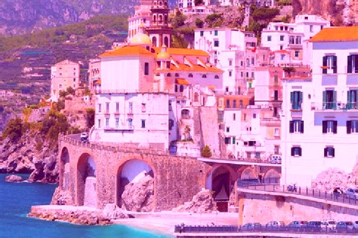 Emily, 26 — Escort in Clusane, Italy